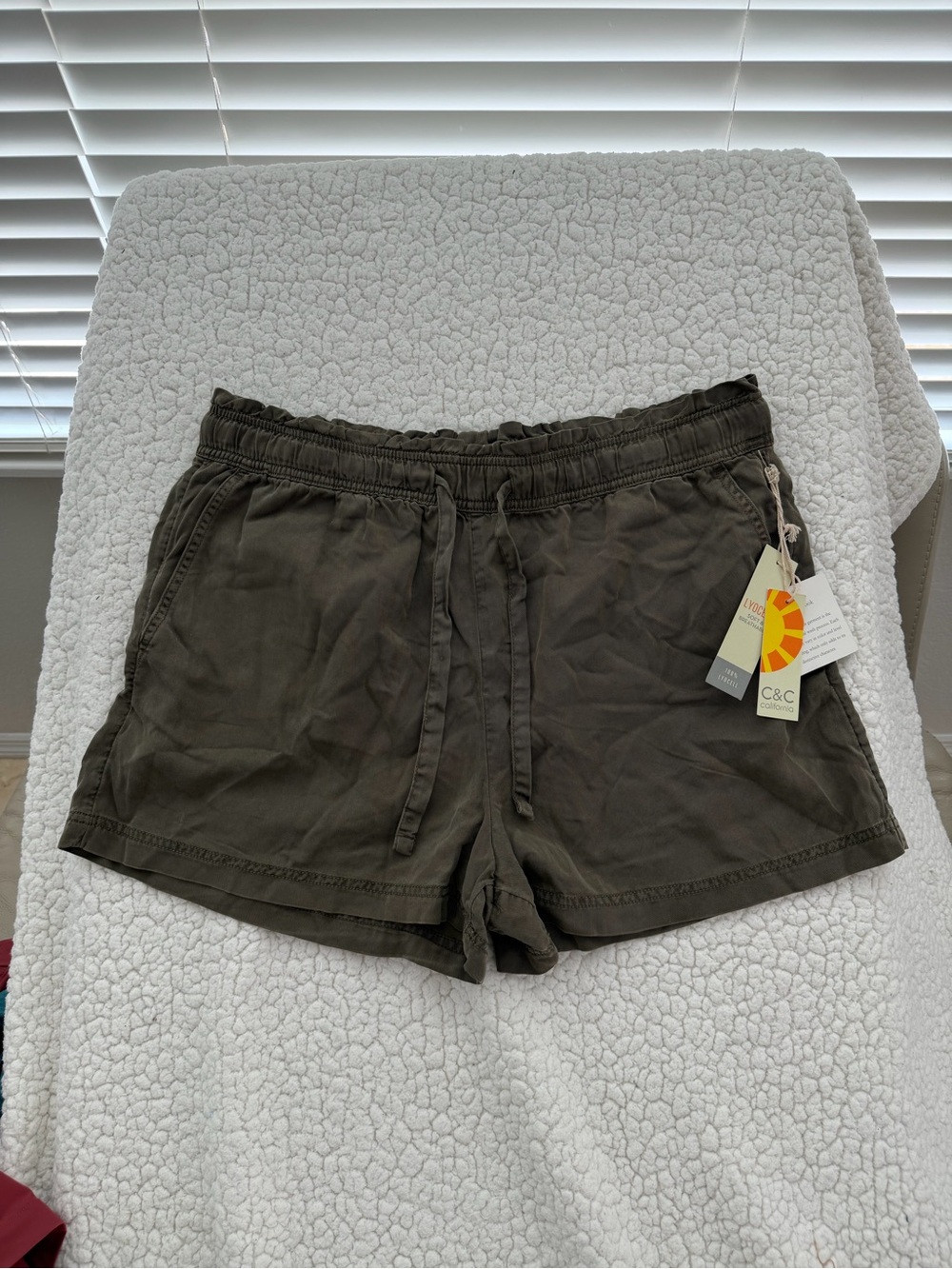 C&C California Olive Green High-Waist Drawstring Shorts
